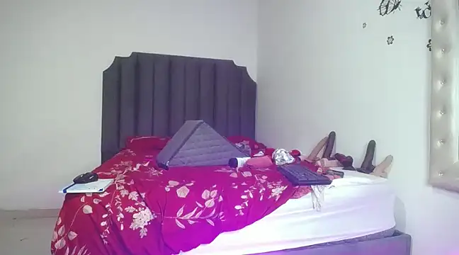 moree Queen online show from February 12, 2025, 12:05 am