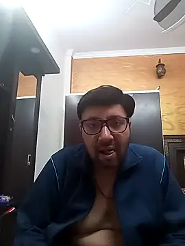 innocentboy1987 online show from February 25, 2025, 6:36 am