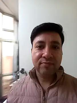 innocentboy1987 online show from February 5, 2026, 3:33 am