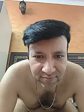innocentboy1987 online show from July 12, 2026, 4:31 pm