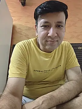 innocentboy1987 online show from July 27, 2026, 4:14 pm