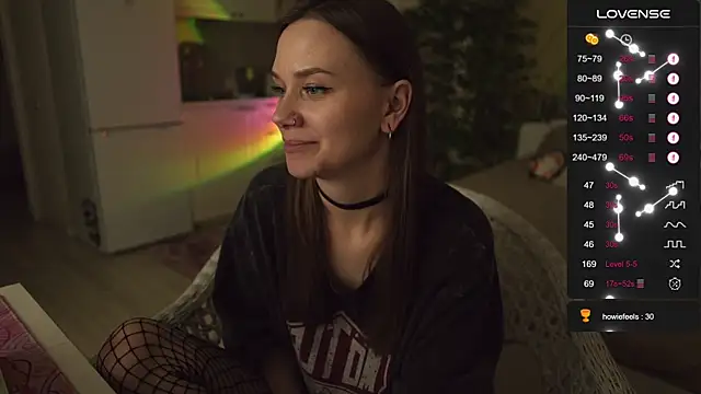 alexa feels  online show from September 11, 2025, 4:18 pm