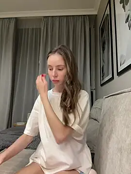 RosieMills online show from March 1, 2026, 5:04 pm