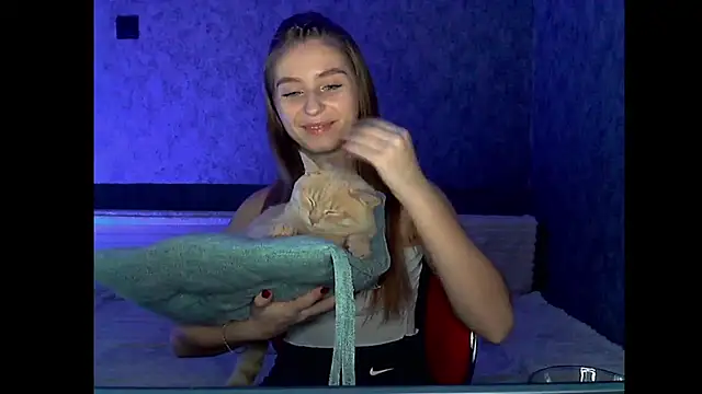 Nana Rain online show from March 10, 2025, 4:03 pm