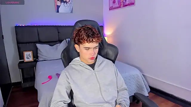 Aiiden 15 online show from January 15, 2026, 12:32 pm