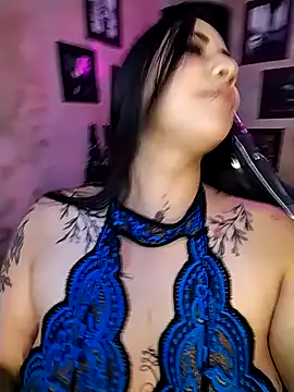 Snapshot of cherryy_bombshelll chatting on November 12, 2025, 7:24 pm cherryy bombshelll online show from November 12, 2025, 7:24 pm