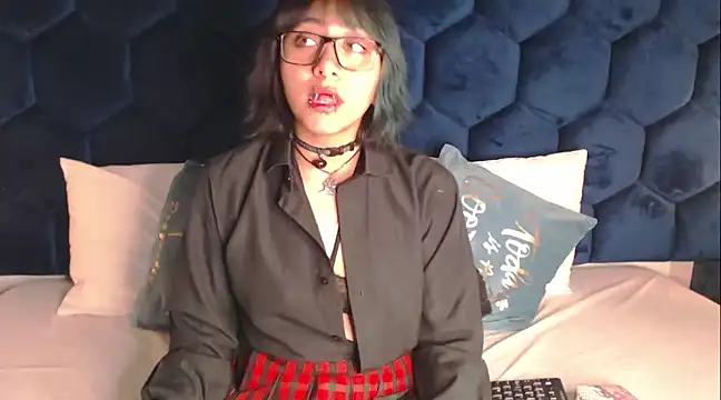 DarkMysterysF online show from March 20, 2025, 6:31 pm