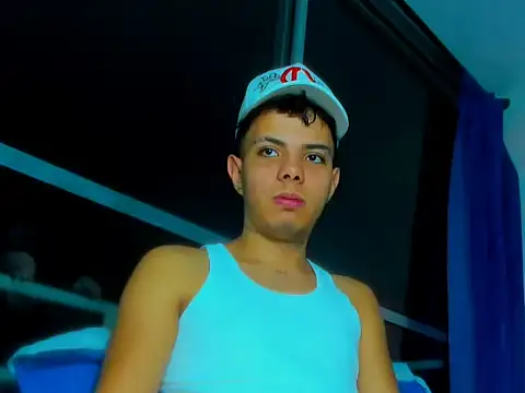 Snapshot of Alessandro_1610 chatting on November 13, 2025, 7:07 am Alessandro 1610 online show from November 13, 2025, 7:07 am