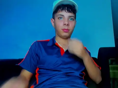 Snapshot of Alessandro_1610 chatting on February 12, 2026, 11:11 pm Alessandro 1610 online show from February 12, 2026, 11:11 pm