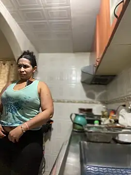 Carola-Ross online show from March 11, 2026, 5:30 pm