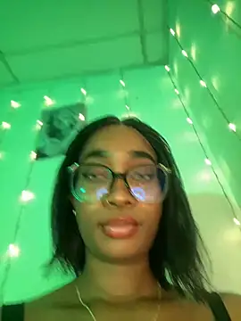 blackgril12 online show from March 18, 2025, 1:43 am