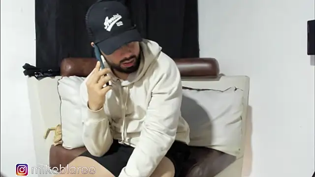 mikeblaree online show from November 5, 2025, 3:34 pm