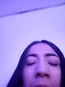 kimbadazz online show from March 8, 2025, 5:17 am