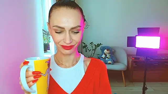 Lady Sunshine  online show from February 13, 2026, 8:10 am