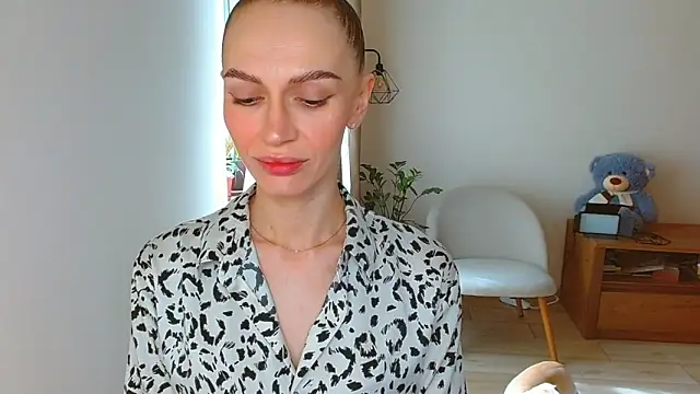 Snapshot of Lady_Sunshine_ chatting on May 1, 2026, 6:29 am Lady Sunshine online show from May 1, 2026, 6:29 am