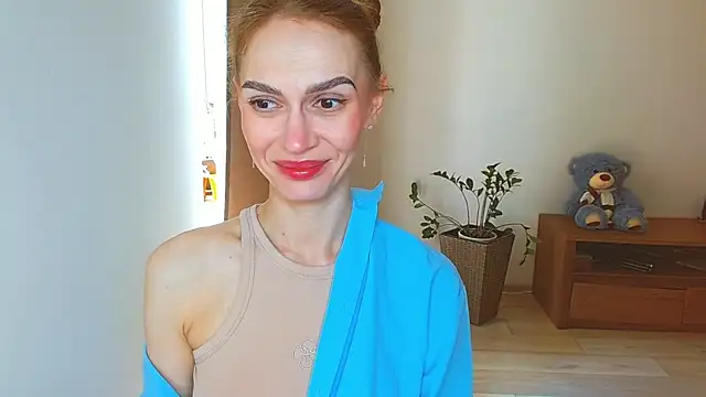 Snapshot of Lady_Sunshine_ chatting on May 30, 2026, 6:43 am Lady Sunshine online show from May 30, 2026, 6:43 am