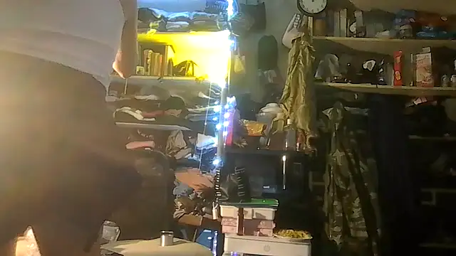 ShysluutGia online show from April 11, 2026, 7:02 am