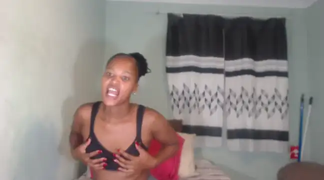 PrettyNyashX online show from February 12, 2025, 11:20 pm