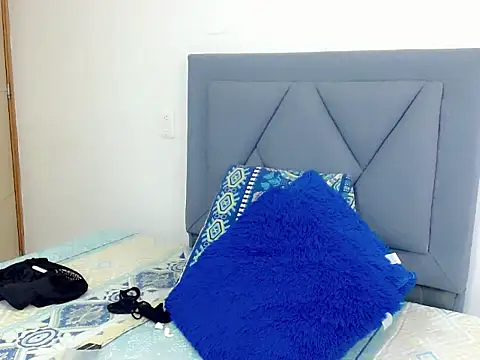 dominic 00 online show from November 8, 2025, 7:34 pm