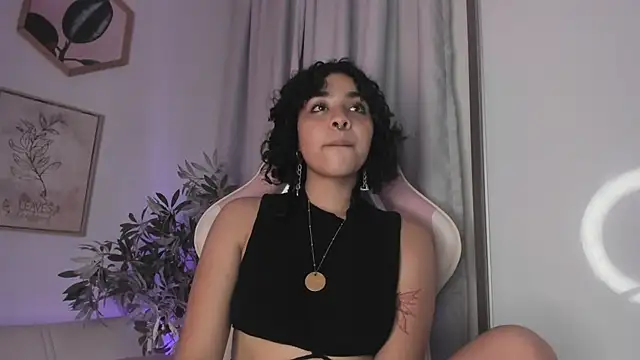 Dhalila  online show from March 9, 2025, 1:14 am