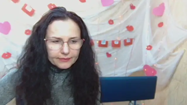 Snapshot of Miroslava_Happi chatting on February 21, 2025, 6:29 am Miroslava Happi online show from February 21, 2025, 6:29 am