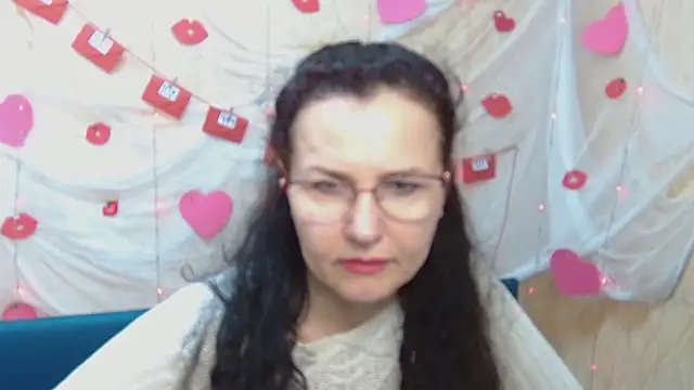 Snapshot of Miroslava_Happi chatting on March 11, 2025, 6:32 am Miroslava Happi online show from March 11, 2025, 6:32 am