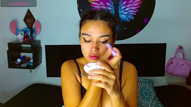 Ana Riderr online show from November 20, 2025, 2:34 am