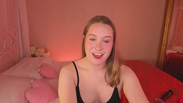 Snapshot of Saint_Vicious chatting on October 23, 2025, 8:29 pm Saint Vicious online show from October 23, 2025, 8:29 pm