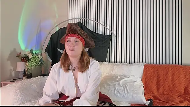 Snapshot of Saint_Vicious chatting on October 24, 2025, 8:16 pm Saint Vicious online show from October 24, 2025, 8:16 pm