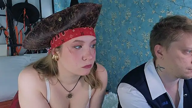 Snapshot of Saint_Vicious chatting on October 31, 2025, 8:21 pm Saint Vicious online show from October 31, 2025, 8:21 pm