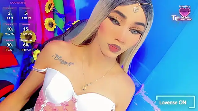 Snapshot of emelly_horny_ chatting on September 11, 2025, 7:14 pm emelly horny online show from September 11, 2025, 7:14 pm