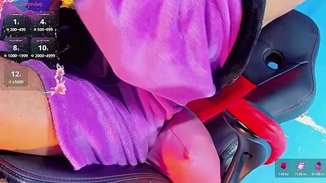 Snapshot of emelly_horny_ chatting on September 20, 2025, 11:11 am emelly horny online show from September 20, 2025, 11:11 am