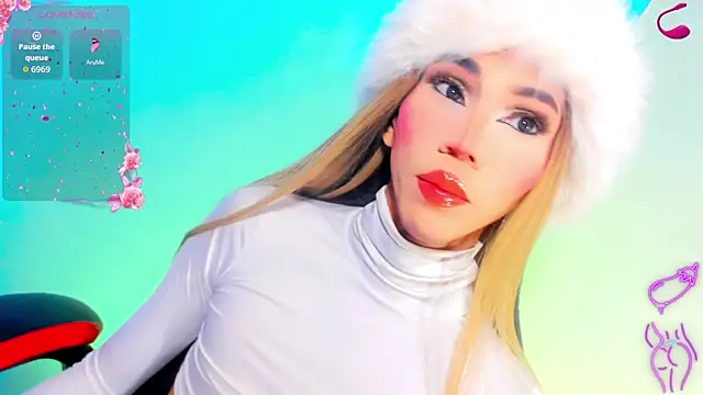 Snapshot of emelly_horny_ chatting on October 24, 2025, 7:10 pm emelly horny online show from October 24, 2025, 7:10 pm