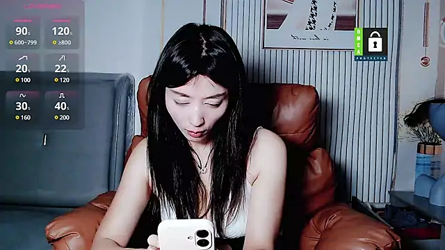 Snapshot of Tangtang-baby chatting on March 2, 2025, 12:11 pm Tangtang-baby online show from March 2, 2025, 12:11 pm