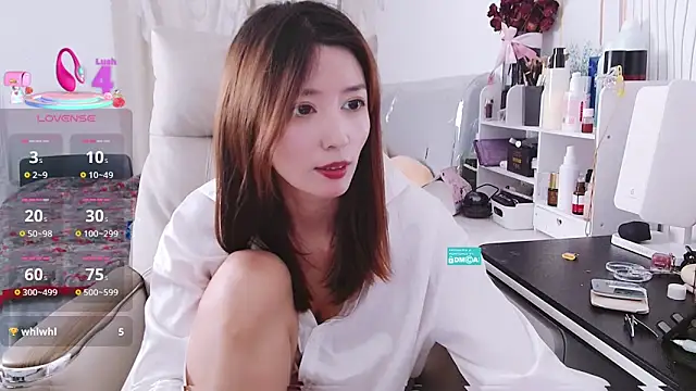 Tangtang-baby online show from March 31, 2026, 3:01 pm