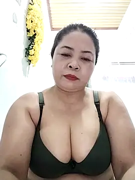 Baby-bigtits2024 online show from November 29, 2025, 11:57 am