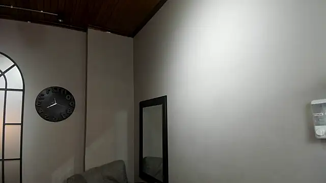 Snapshot of Georgina_Palacios_ chatting on February 5, 2026, 3:44 am Georgina Palacios online show from February 5, 2026, 3:44 am