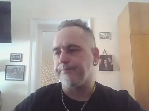 Szolga10 online show from March 15, 2026, 11:16 am