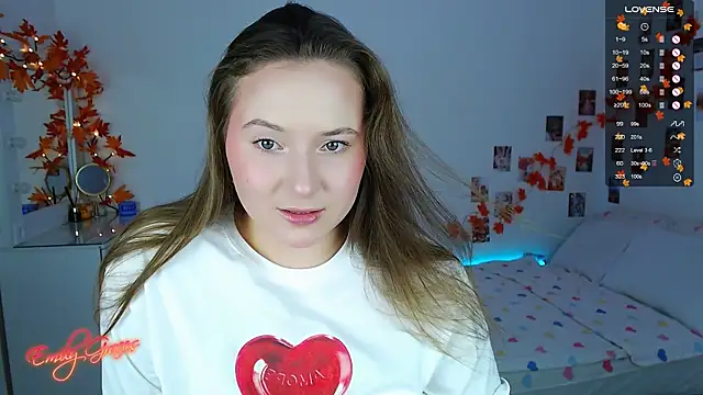 Snapshot of EmilyxxGraces chatting on October 12, 2025, 10:20 pm EmilyxxGraces online show from October 12, 2025, 10:20 pm