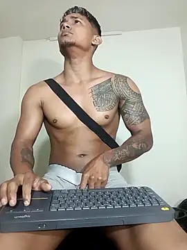 Blackhot000 online show from March 18, 2025, 2:26 pm