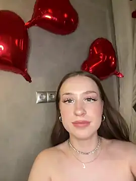 Snapshot of Jackie_White_ chatting on February 20, 2025, 1:03 am Jackie White online show from February 20, 2025, 1:03 am