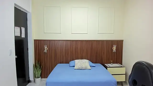 Snapshot of MELINAMARTINS chatting on September 17, 2025, 7:26 pm MELINAMARTINS online show from September 17, 2025, 7:26 pm