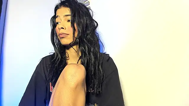 gothwhore77 online show from February 24, 2025, 1:02 am