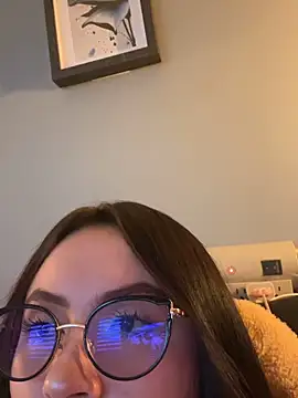 Snapshot of ValentinaOrtiz3 chatting on May 7, 2026, 10:48 pm ValentinaOrtiz3 online show from May 7, 2026, 10:48 pm