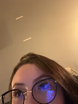 ValentinaOrtiz3 online show from July 7, 2026, 1:41 am