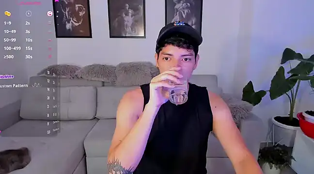  JacobMiller   online show from March 1, 2025, 9:37 pm