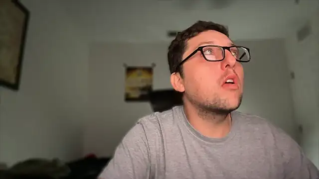 Snapshot of Milflover96 chatting on January 17, 2026, 4:06 am Milflover96 online show from January 17, 2026, 4:06 am