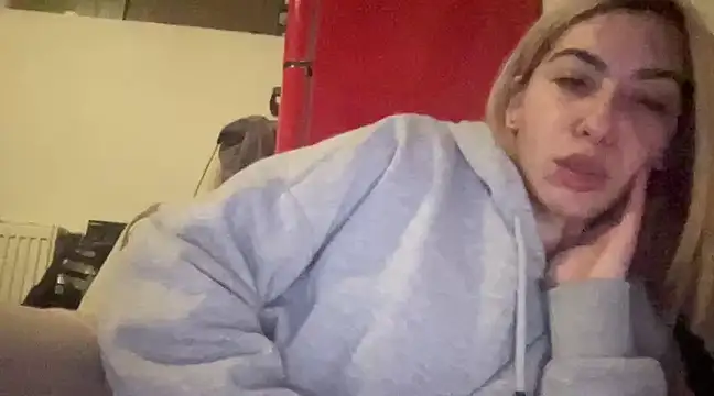 sarrah rossy online show from February 10, 2025, 9:58 pm