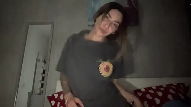 sarrah rossy online show from November 24, 2025, 10:20 pm