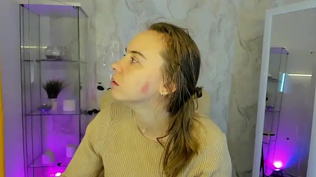 Lika 0ne online show from November 5, 2025, 11:32 am